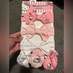 NWT Hello Kitty Pink and White Hair Bow Collection